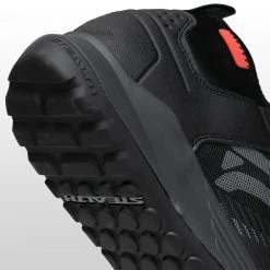 Cheapest 😀 Five Ten Flat Pedal Shoes Trailcross XT Cycling Shoe Men's 🔥 -Bike Footwear Sales 2022 COBLGRFOSORE D16