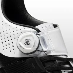 Budget 🌟 Giro Road Bike Shoes Factress Techlace Cycling Shoe Women's 😍 -Bike Footwear Sales 2022 WHI D12