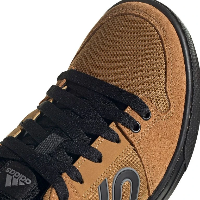 Bike Footwear Sales 2022 30 Bike Footwear Sales 2022 -Bike Footwear Sales 2022 REMECOBL D6 768x768 1